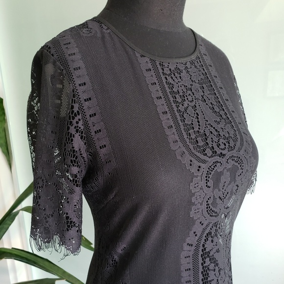 Lace Top - Picture 2 of 4
